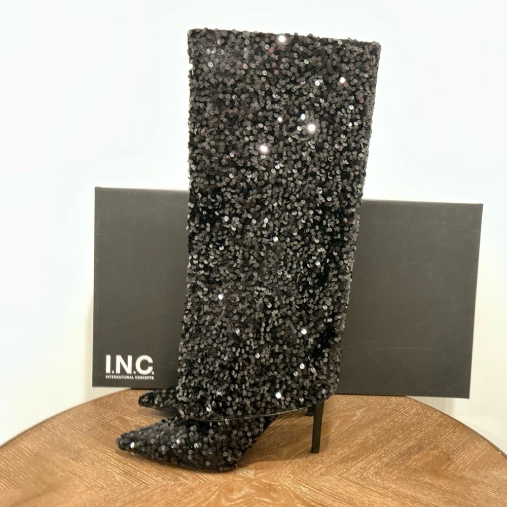 I.N.C. International Concepts Women's Skylar Fold Over Cuffed Dress Boots - Picture 2 of 4